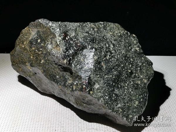 名贵金属陨石(稀有贵金属陨石)